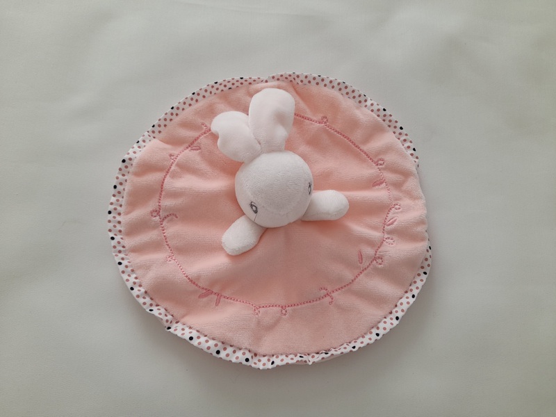 Doudou plat pétales Minnie blanc rose mouton DISNEY BABY