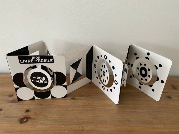 Livre mon livre-mobile en noir et blanc Albin Michel Jeunesse d'occasion