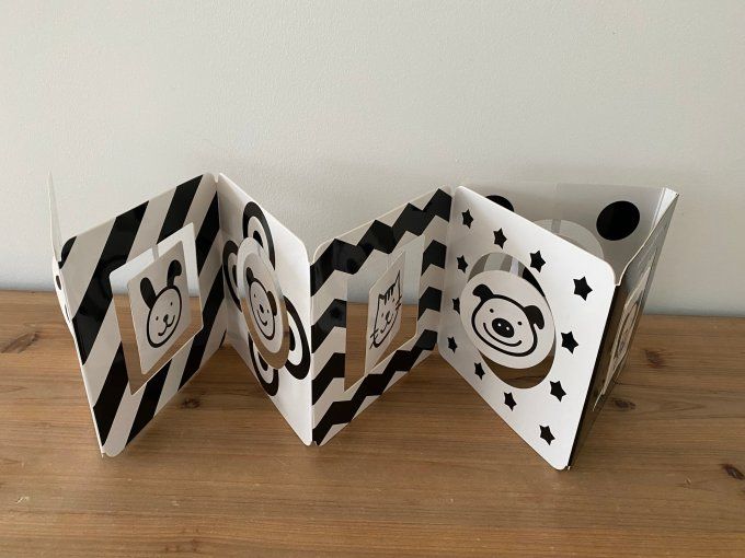 Livre mon livre-mobile en noir et blanc Albin Michel Jeunesse d'occasion