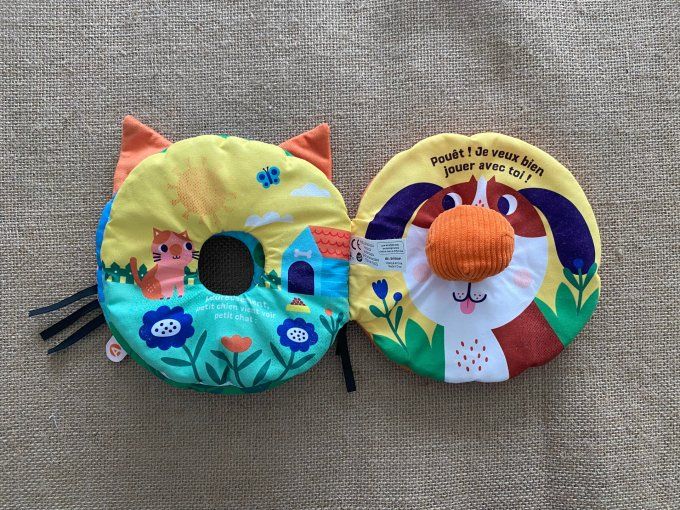 Livre en tissu petit chat veut jouer Auzou d'occasion