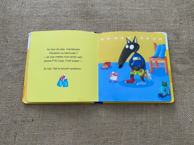 Livre p'tit loup s'habille tout seul Auzou d'occasion