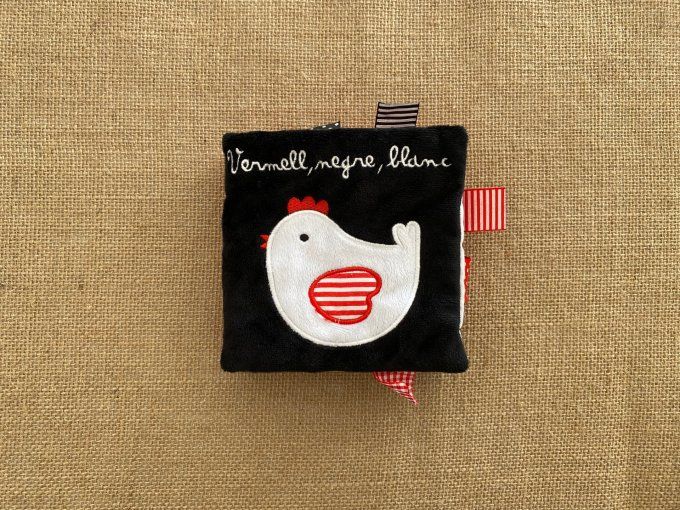 Livre en tissu Rouge, noir, blanc Espagnol Combel Editorial d'occasion