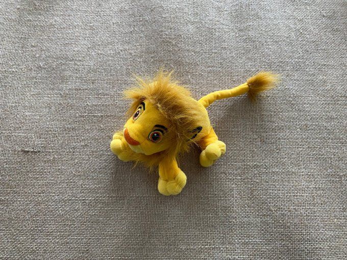 Peluche roi lion Simba 14 cm Disney d'occasion