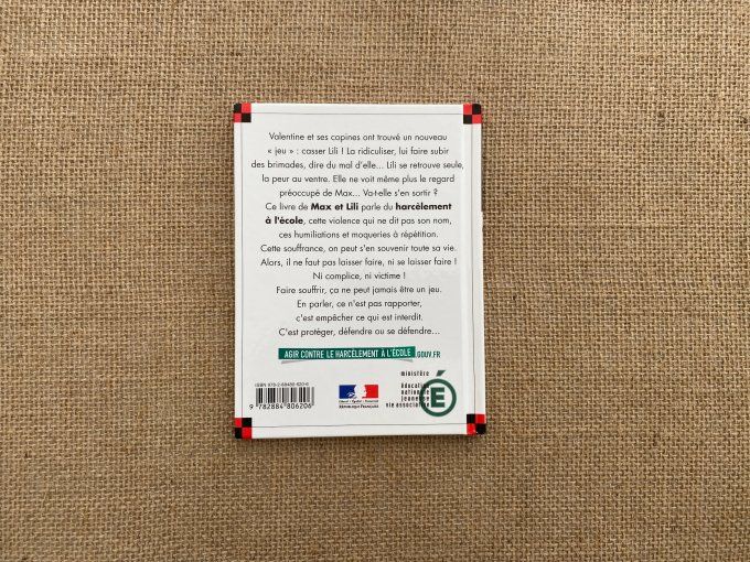 Livre Lili est harcelée à l'école Max et Lili d'occasion 