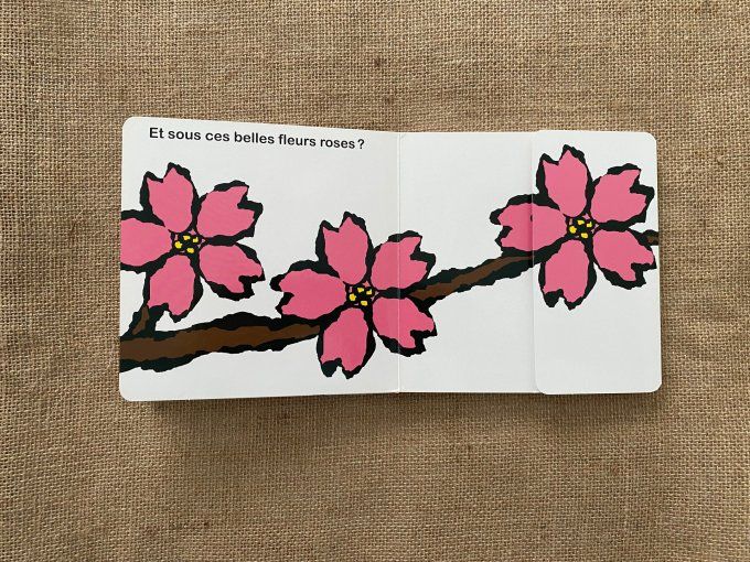 Livre Qui se cache sous les fleurs Yusuke Yonezu d'occasion