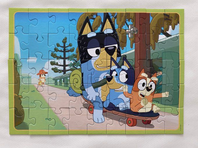 Puzzle Bluey Après-midi en famille 45 pièces Nathan d'occasion
