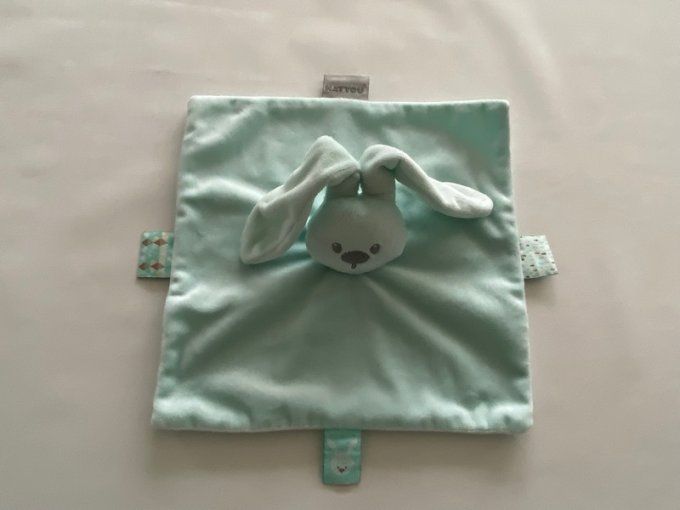 Doudou plat lapin vert menthe étiquettes Nattou