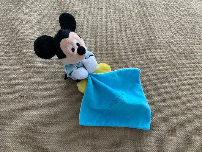 Doudou mouchoir Mickey bleu lunes étoiles nuages Nicotoy d'occasion
