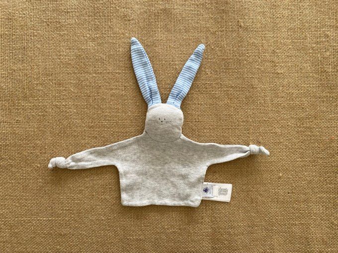 Doudou plat lapin rayé blanc bleu Petit Bateau d'occasion