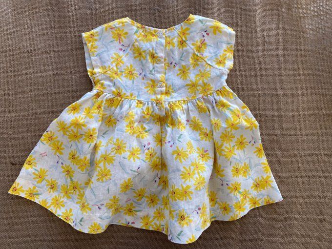 Robe bébé Petit Bateau 6 mois en lin imprimé fleurs jaunes d'occasion