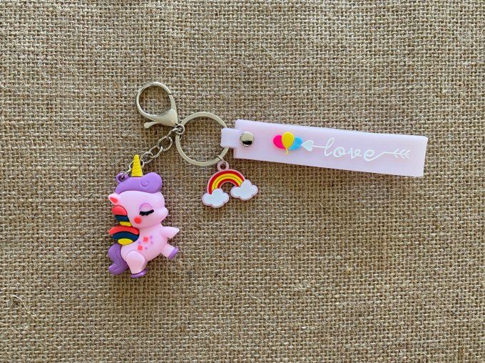 Porte clé Licorne rose mauve love d'occasion