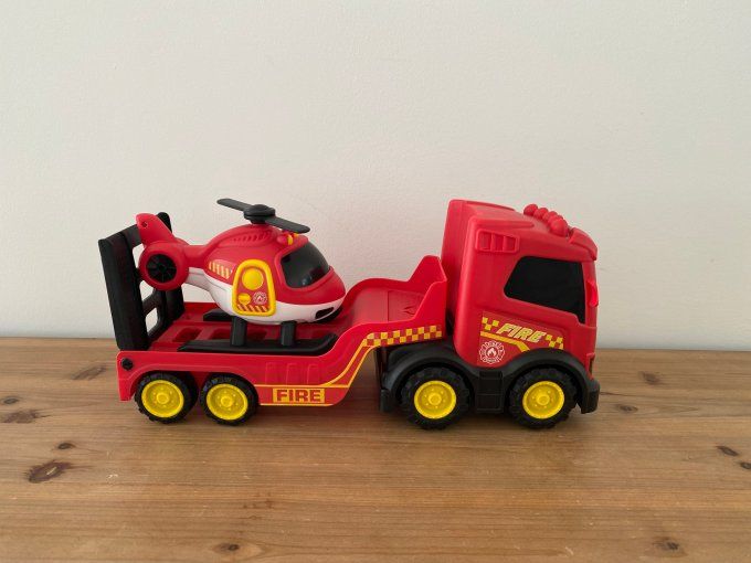 Camion pompier avec hélicoptère d'occasion