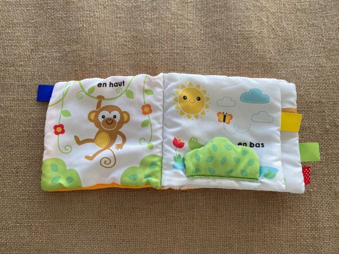 Livre tissu Dans la jungle Tourbillon d'occasion 
