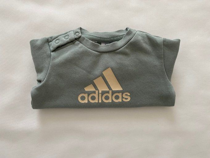 Sweat vert Adidas inscription logo Adidas 6-9 mois d’occasion