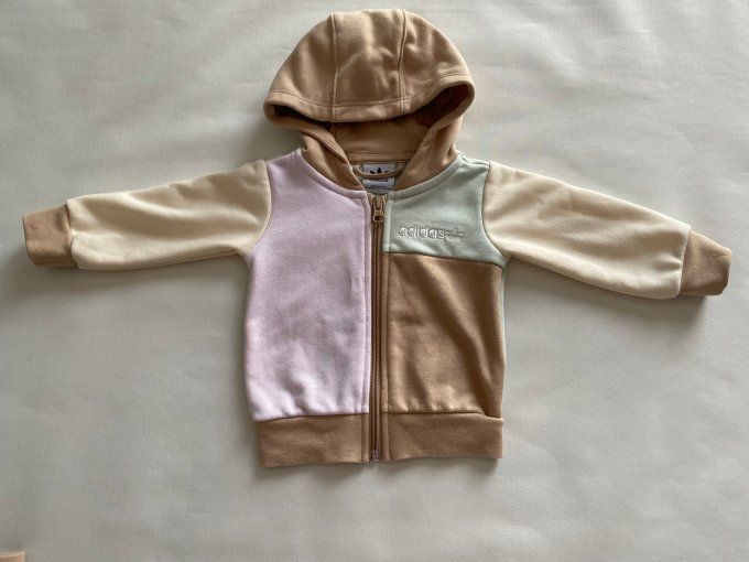 Survêtement à capuche brun vert eau rose beige Adidas 3/6 mois d'occasion