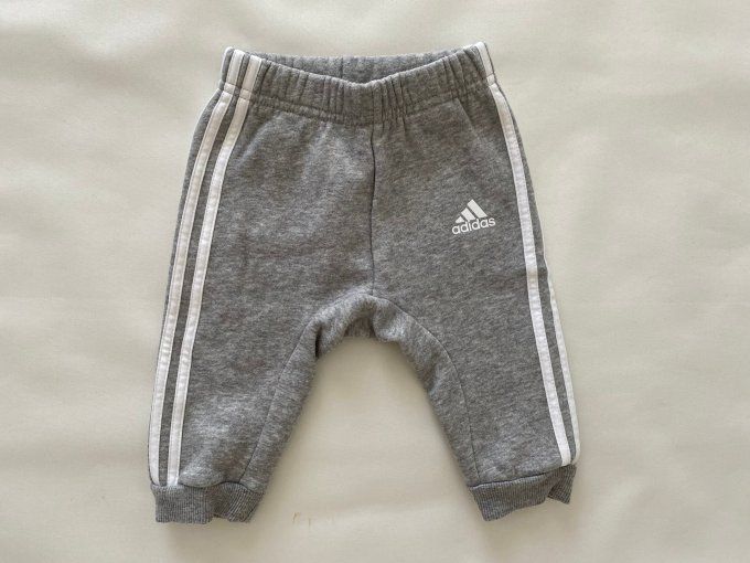 Survêtement bleu gris Adidas  3-6 mois d'occasion
