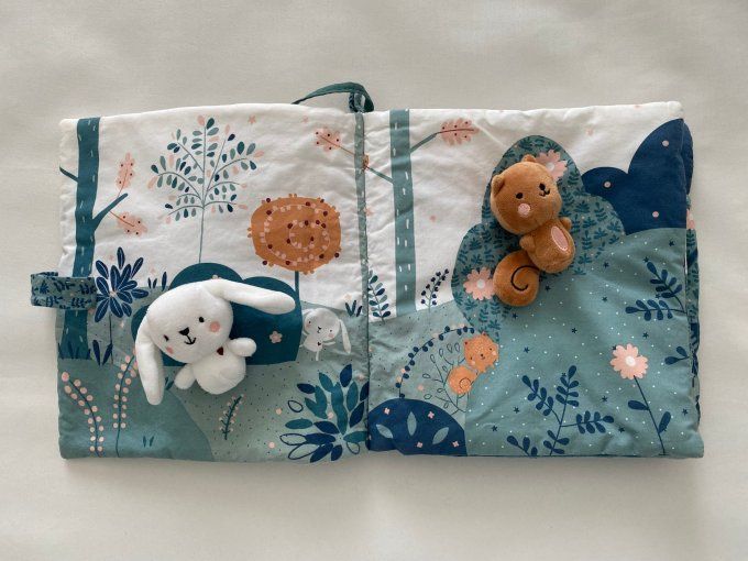Livre éveil peluches velours Forêt enchantée Vert Baudet d'occasion
