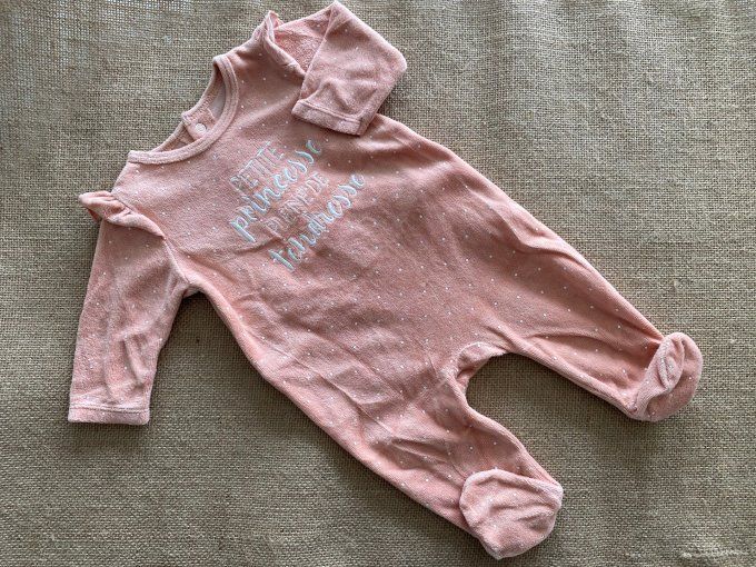 Pyjama rose Petite princesse pleine de tendresse 3 mois Gémo d'occasion