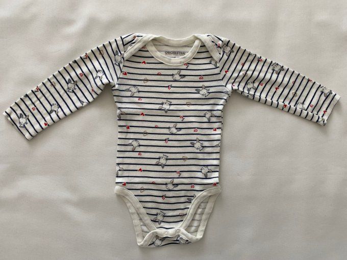 Lot 5 pièces 6 mois poncho pantalon bodies t-shirt d'occasion
