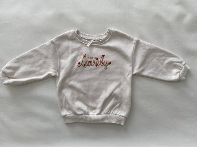 Sweat blanc Orchestra inscription I am so lovely coeurs rouges 18 mois d’occasion