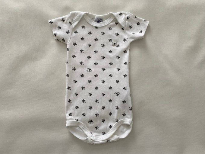 Body manches courtes blanc motifs étoiles grises Petit Bateau 12 mois d'occasion