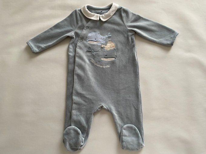 Pyjama bébé bleu en velours Sergent Major 6 mois col blanc motifs baleines d'occasion