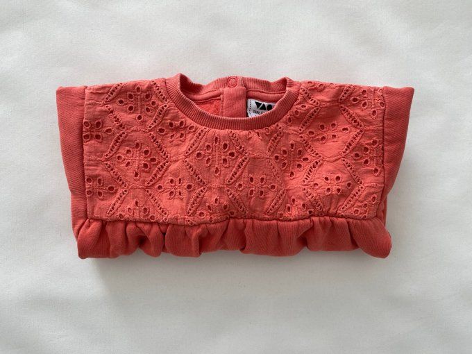 Sweat rouge clair Tape à l’oeil broderie anglaise 18 mois d’occasion